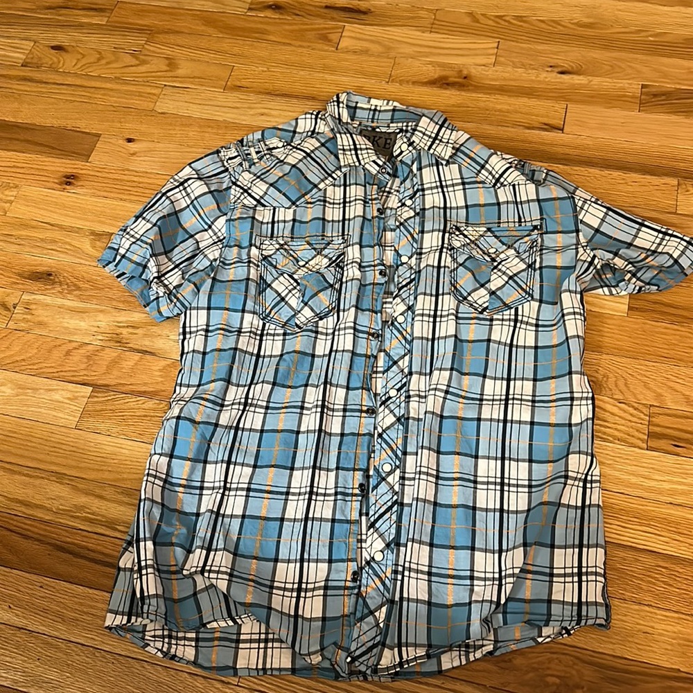 Xl bke blue and white short sleeve button up